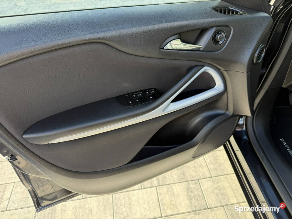 Opel Zafira NAVi Panorama Zadbana i Serwisowana wielkopolskie