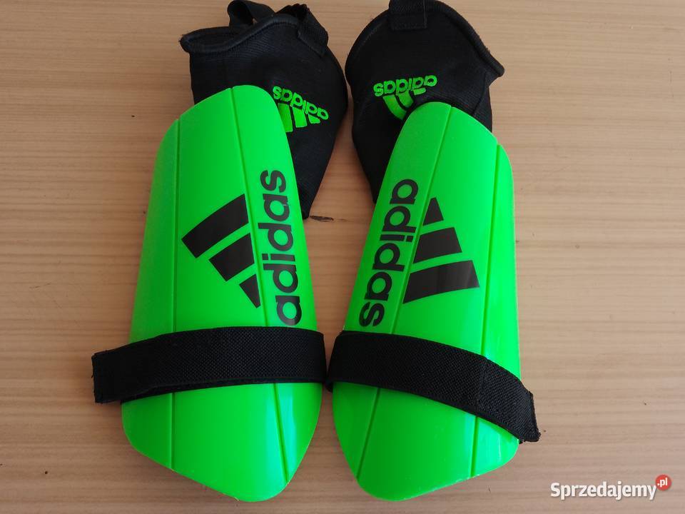 Ochraniacze sportowe piłkarskie L ADIDAS na