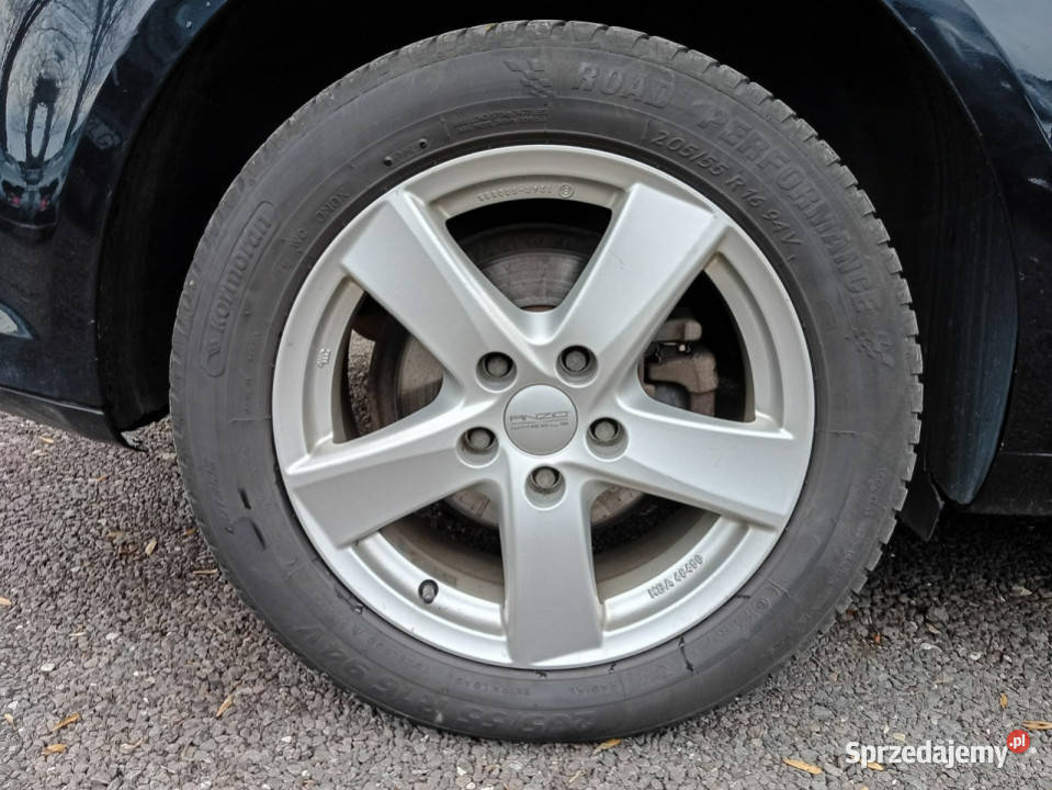 Volkswagen Touran Możliwość zamiany II 20102015 4/5 lubelskie Janów Lubelski