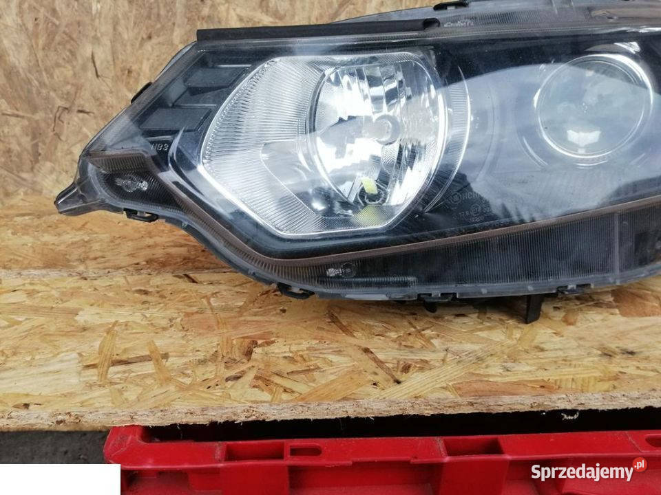 HONDA ACCORD VIII REFLEKTOR PRZÓD KPL sprzedam