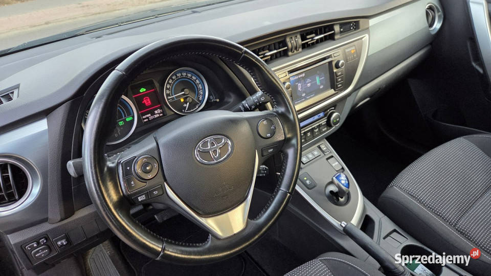 Toyota Auris 18 HSD 136 Kamera Serwisowany II mazowieckie Otwock Mały