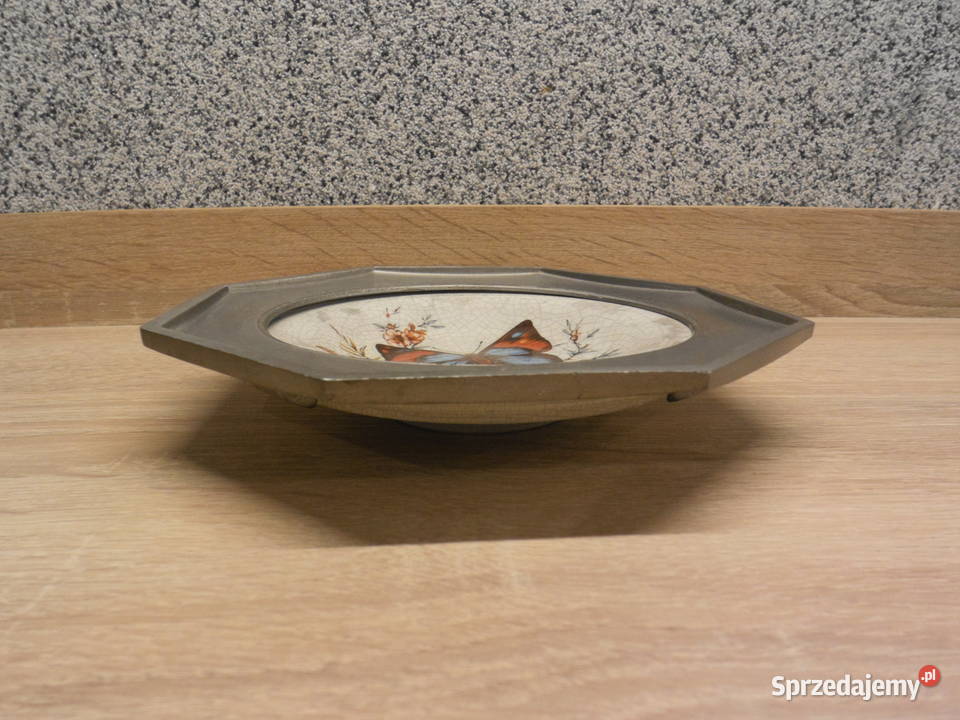 Ceramiczny talerz w oprawie cynowej Raszków sprzedam