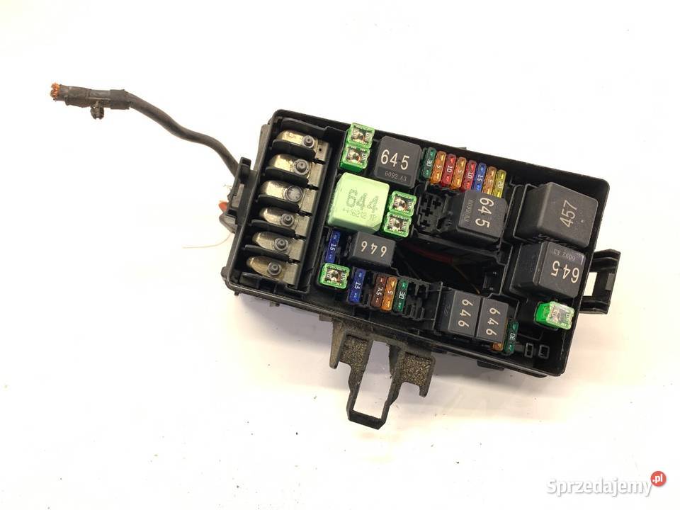 SKRZYNKA BEZPIECZNIKÓW VW PASSAT B8 5Q0907361B