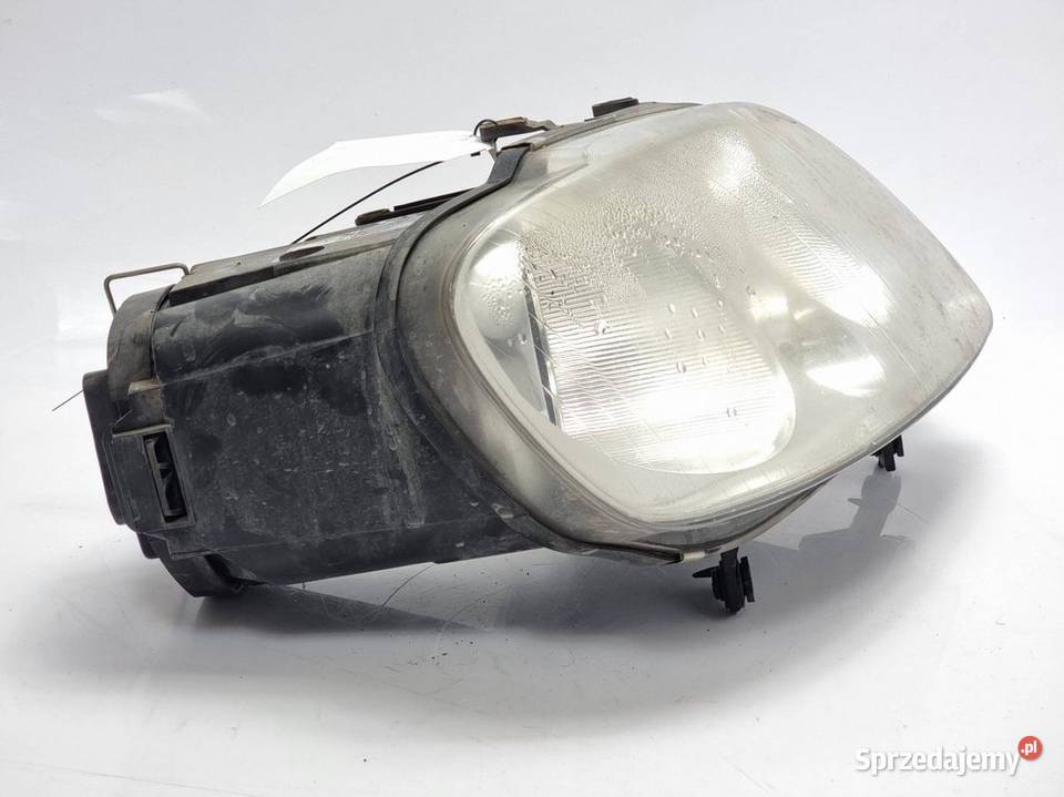 LAMPA PRAWA PRZÓD VOLKSWAGEN TOURAN Lipno