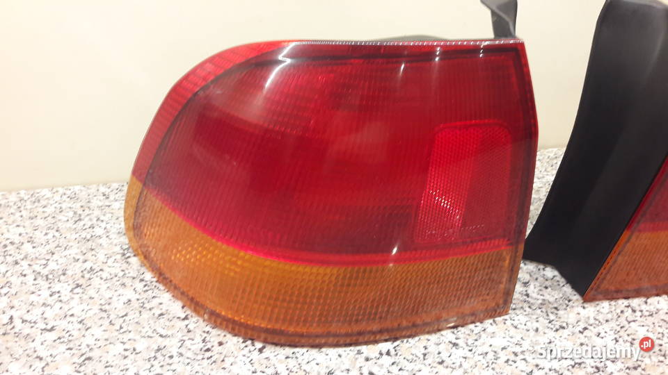 Tylne lampy Honda Civic VI EJ9 sedan Głuchołazy