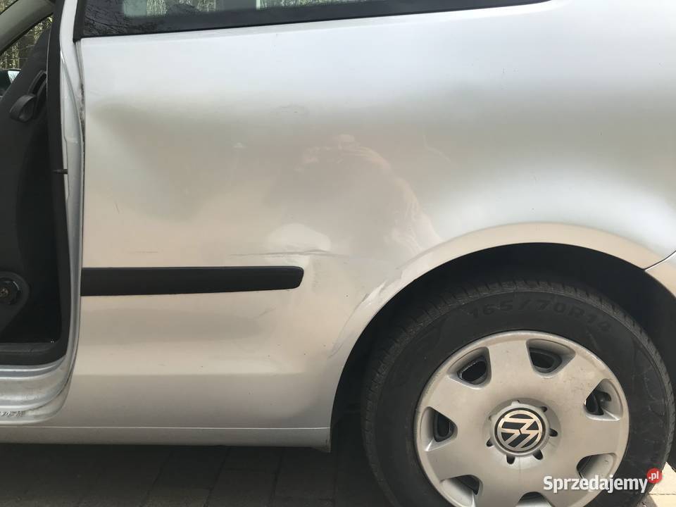 Volkswagen Polo z niskiem przebiegiem Rok produkcji 2003 Katowice sprzedam