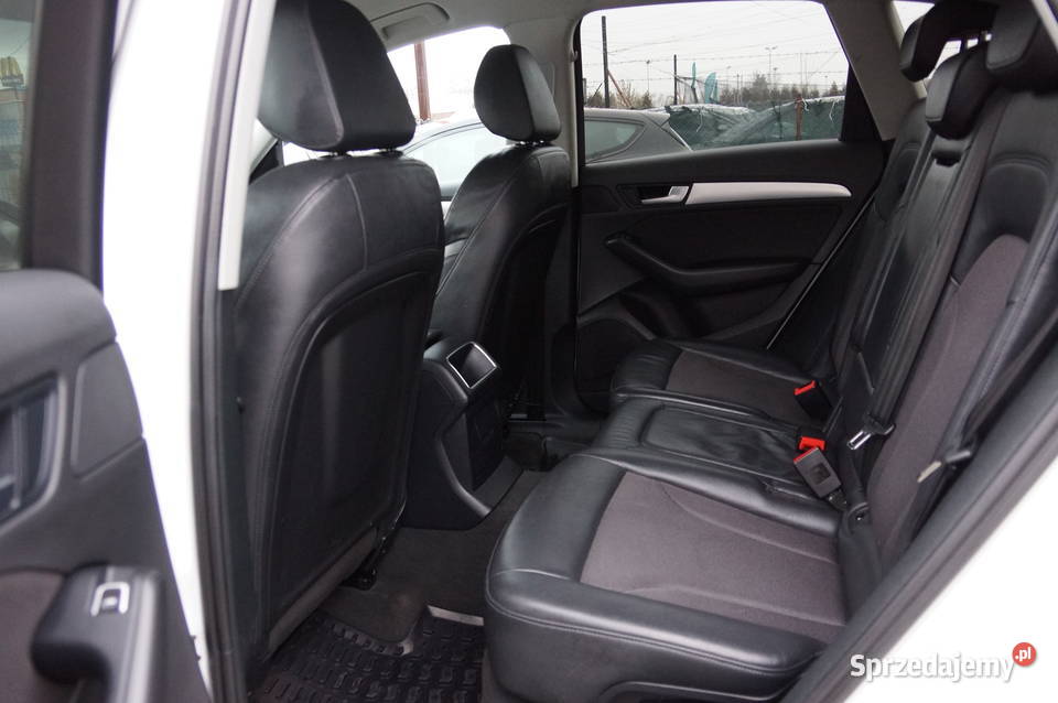 Audi Q5 Offroad 20 TDI CR 190 4x4 Lift Klima CD sprzedam