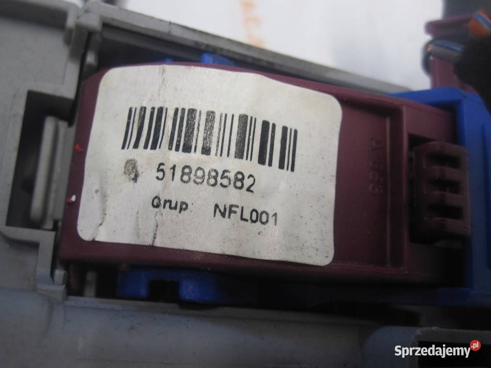 OPEL COMBO D moduł BSI 00520028650 28444383