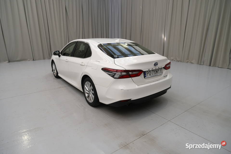 TOYOTA CAMRY 2021 248700 ccm 178 sprzedam