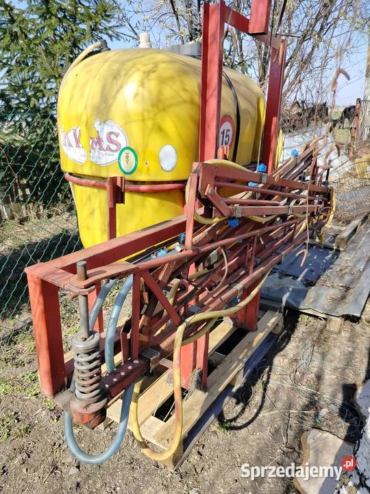 Opryskiwacz 12m Zawieszane