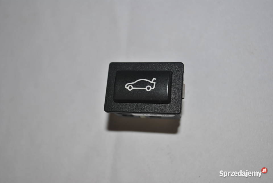 Włącznik otwarcia bagażnika BMW E90 E60 F20 F34 Poręba