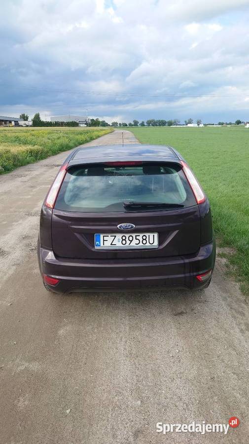 Ford Focus 16 Benzyna