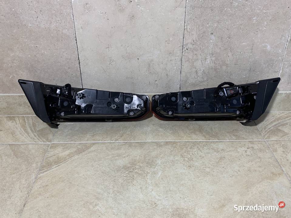 Lampa tył tylna lewa BMW 8 G14 G15 M8 7445775 Barwałd Dolny sprzedam