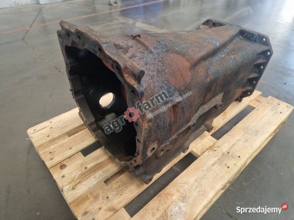 Obudowa skrzyni biegów Claas Ares 720 710 Byków