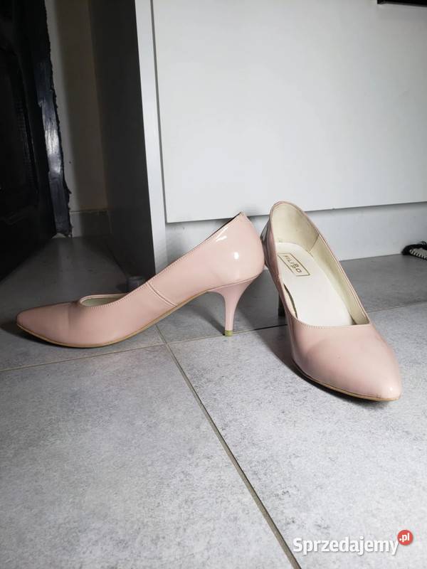 Czółenka Filippo Skóra lakierowana Pudrowy róż Dzierżoniów