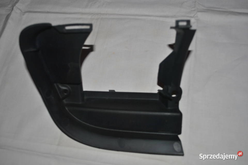 Osłona wlotu powietrza prawy na tarczę BMW E46 Poręba sprzedam