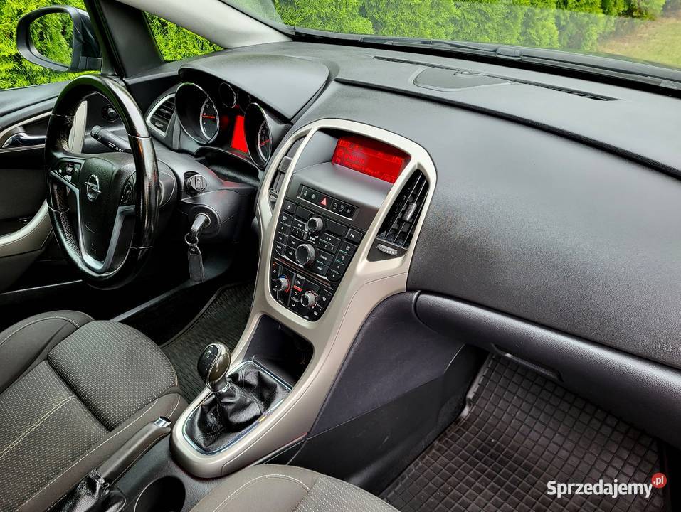 Opel Astra J 14 Turbo Benzyna NISKI PRZEBIEG Kraków
