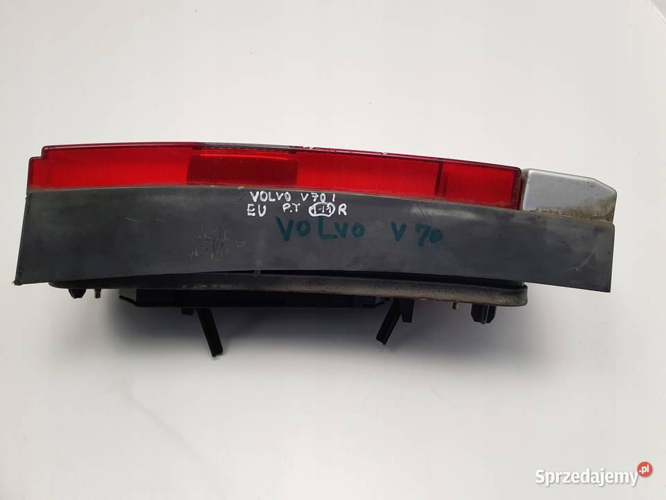 LAMPA PRAWA Volvo V70 I XC70 9600r TYLNA prawy Rudka sprzedam