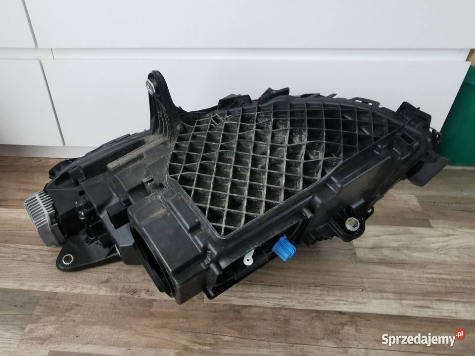 MERCEDES EQC W293 LAMPA FULL LED PRAWA Świerzawa