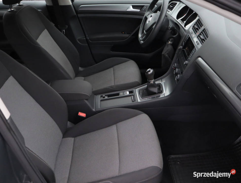 VW Golf 12 TSI klimatyzacja