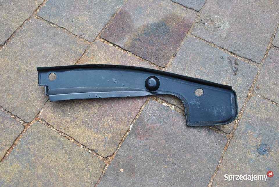 Osłona rynienki odwadniającej podszybia prawa Karoseria Poręba