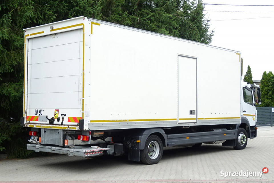 Mercedes Atego 1218 Euro6 323 Kontener 18p winda Góra Kalwaria