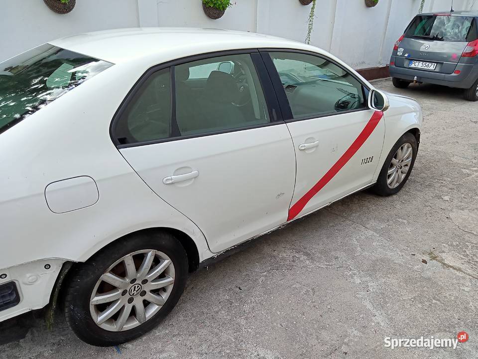 VW Jetta 16i MPI 102 LPG 2009r kolizji radio Trzcianka