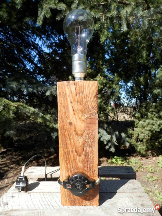 Lampa ręcznie wykonana ze starej belki Szczecinek
