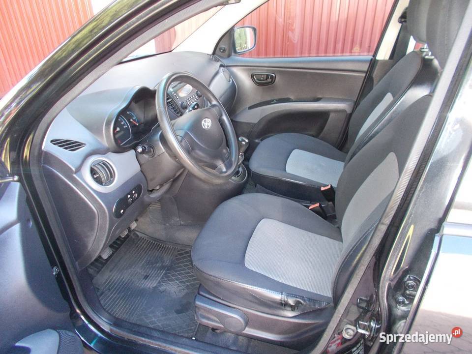 HYUNDAI i10 11 benzyna 2009 r 5 drzwi Zarejestrowany w Polsce
