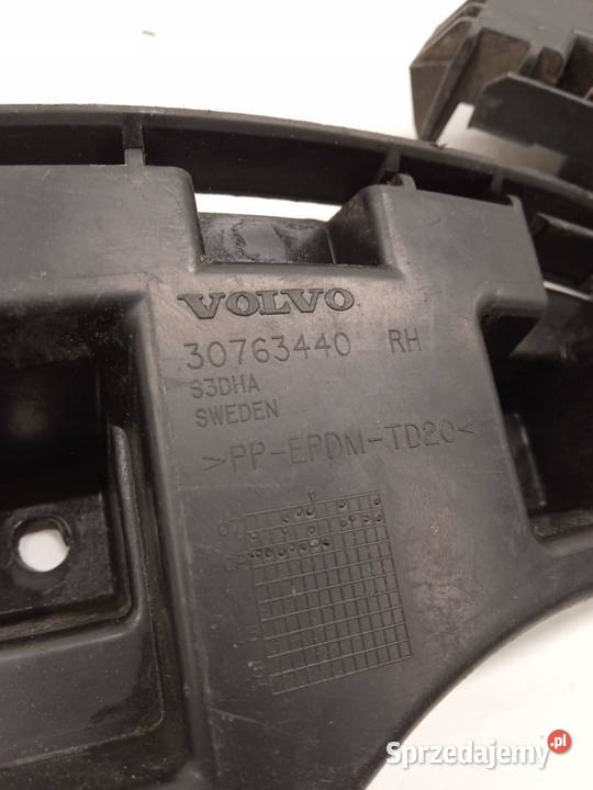 ŚLIZG ZDERZAKA TYŁ KOMPLET 30763440 Volvo XC 60 sprzedam