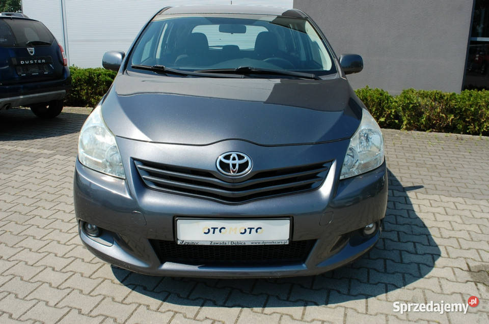 Toyota Verso światła przeciwmgielne Dębica sprzedam