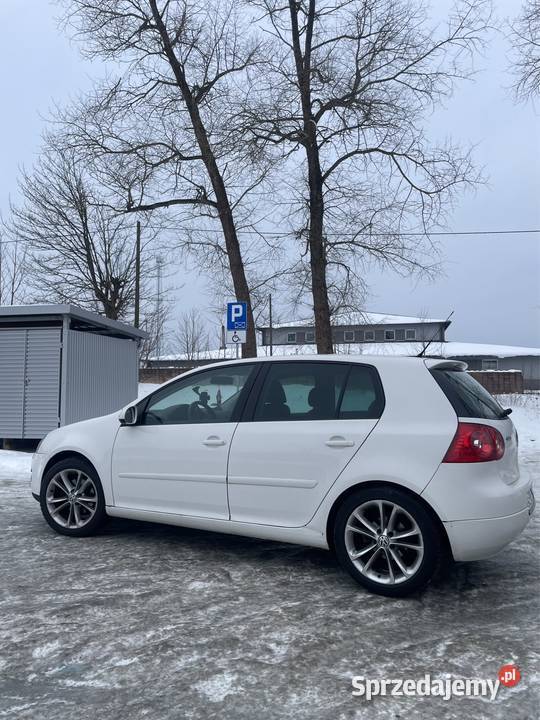 Golf V 2007 14 benzyn 140