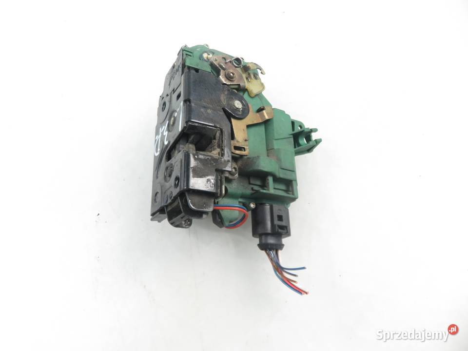 ZAMEK LEWY PRZEDNI SEAT AROSA 8 PIN