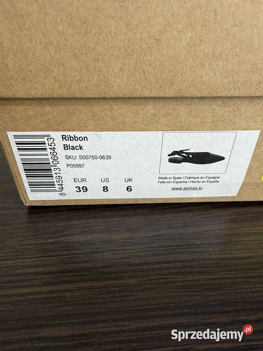 Skórzane baleriny wiązane Alohas Ribbon Gdańsk