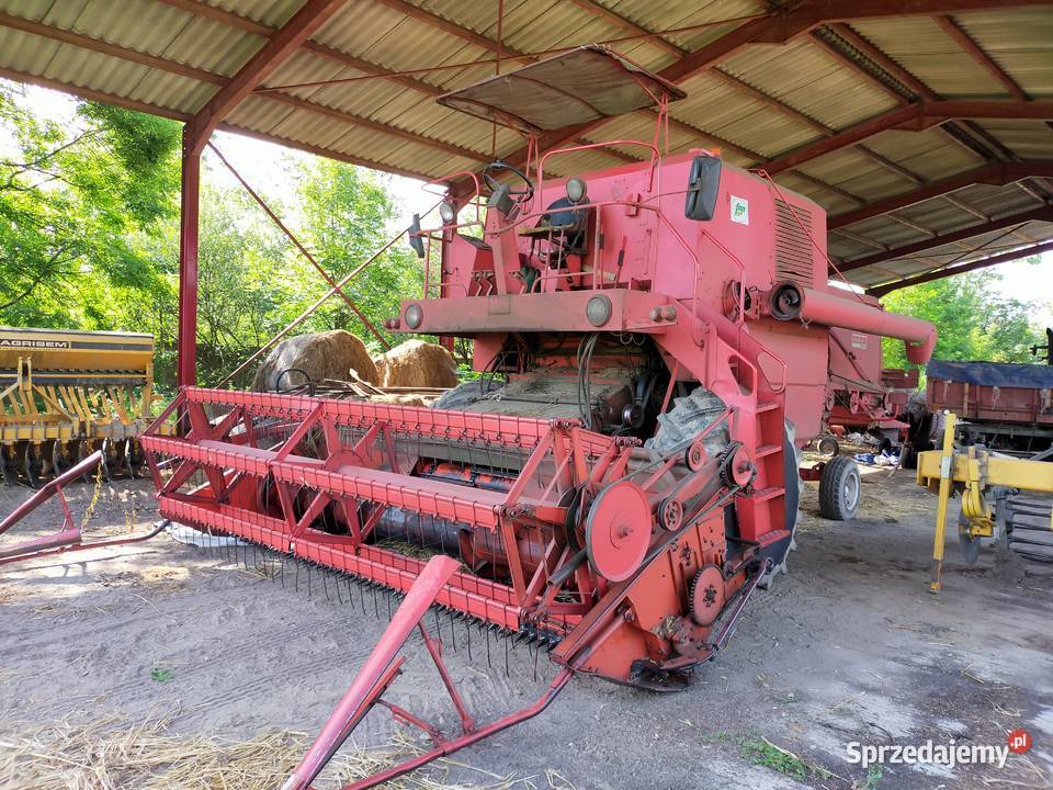 Kombajn Bizon zo56 1989r ze ścianczem słomy Bizon Dębowiec Wielki