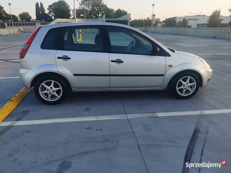 Ford Fiesta 125 75 KLIMATYZACJA