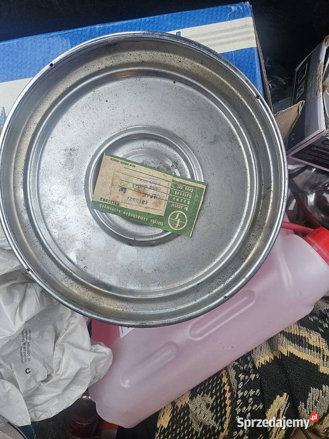 Fiat 125p oryginalne kołpaki 3 do renowacji Milicz