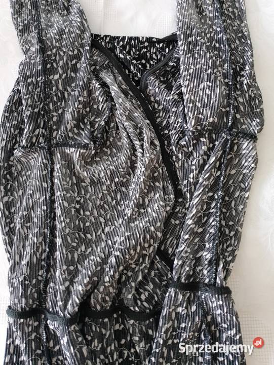 Sukienka PLISOWANA kopertowa z paskiem czarna w Rozmiar 34(XS) Poznań