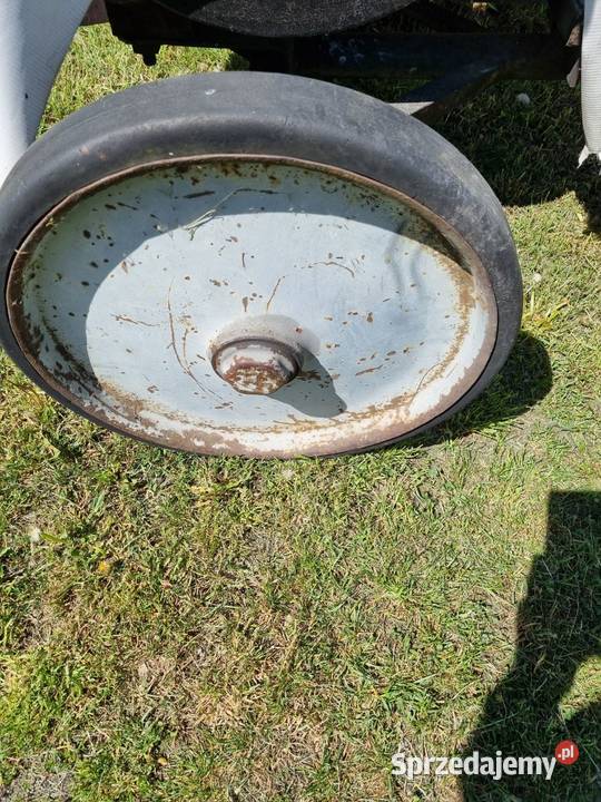 Sprzedam koła metalowo gumowe Bełchatów