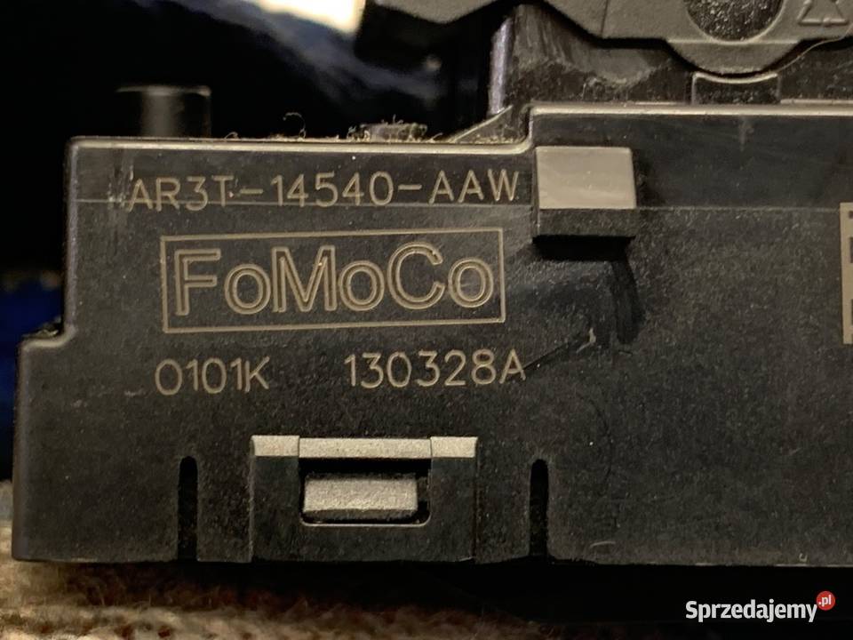 PRZEŁĄCZNIK SZYB FORD MUSTANG V AR3T14540AAW osobowe