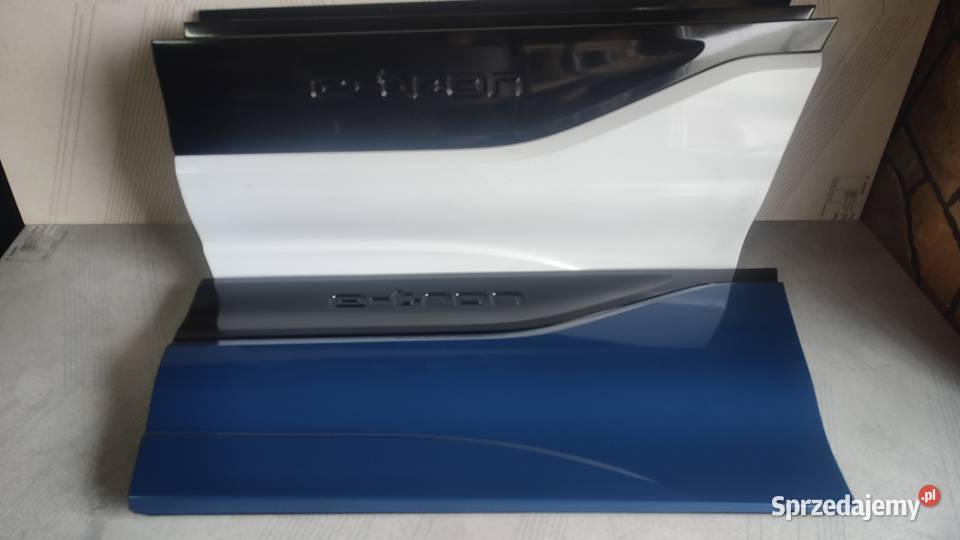 AUDI Q6 ETRON 85H NOWA LISTWA NAKŁADKA NA DRZWI Włoszczowa