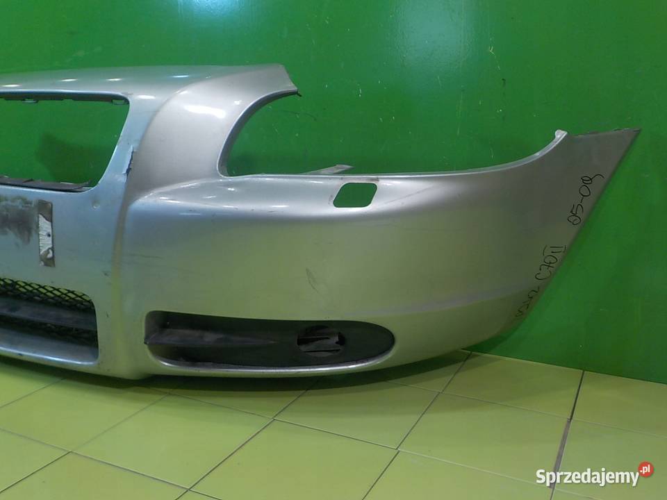 VOLVO C70 II 24 D AUT 07r 2D zderzak przod osobowe Suków sprzedam