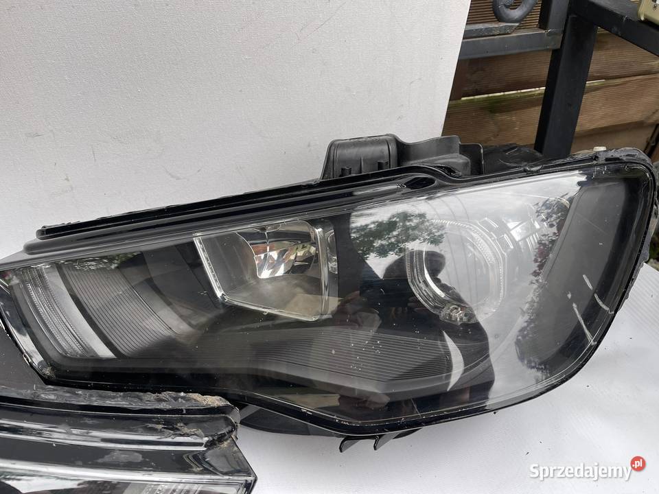 AUDI A3 8V0 KOMPLET LAMP Ostroróg