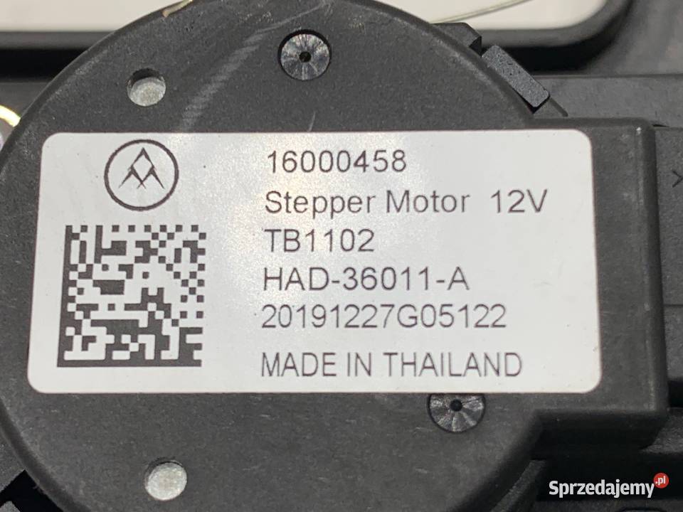 SILNIK NAGRZEWNICY OPEL 16000458 CORSA F