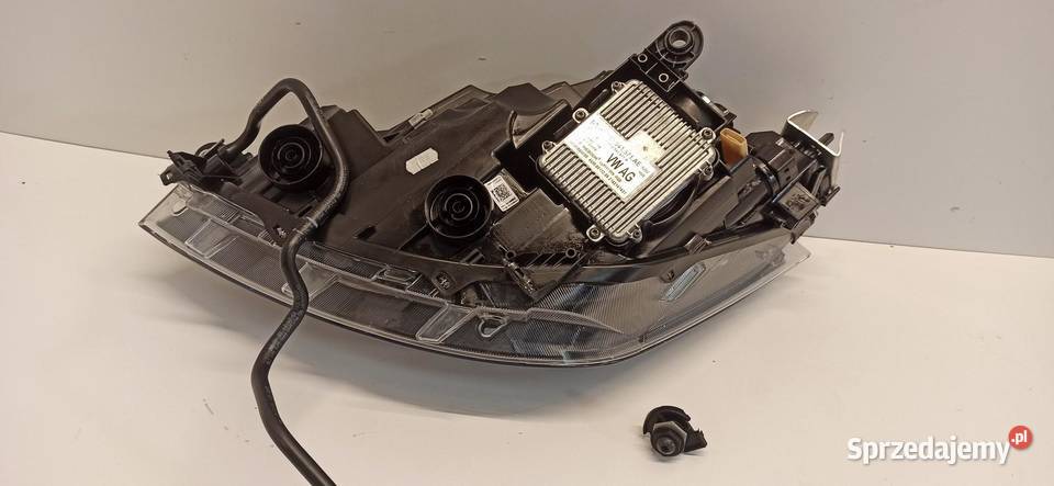 SEAT ARONA LAMPA PRAWY PRZÓD ANGLIK 6F2941008F Lampy przednie dolnośląskie sprzedam