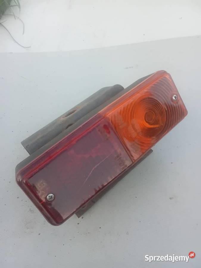 Lampa tył Ursus z mocowaniem warmińsko-mazurskie Milejewo