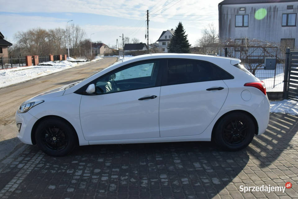 Hyundai i30 14B 2015r Navi Kamera 121 Majdan Sieniawski