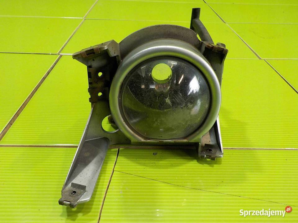 BMW X3 E83 05r halogen prawy