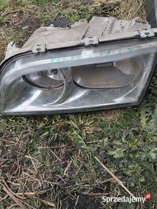 Lampa lewy przód volvo v 40 Lewe śląskie Czerwionka-Leszczyny sprzedam