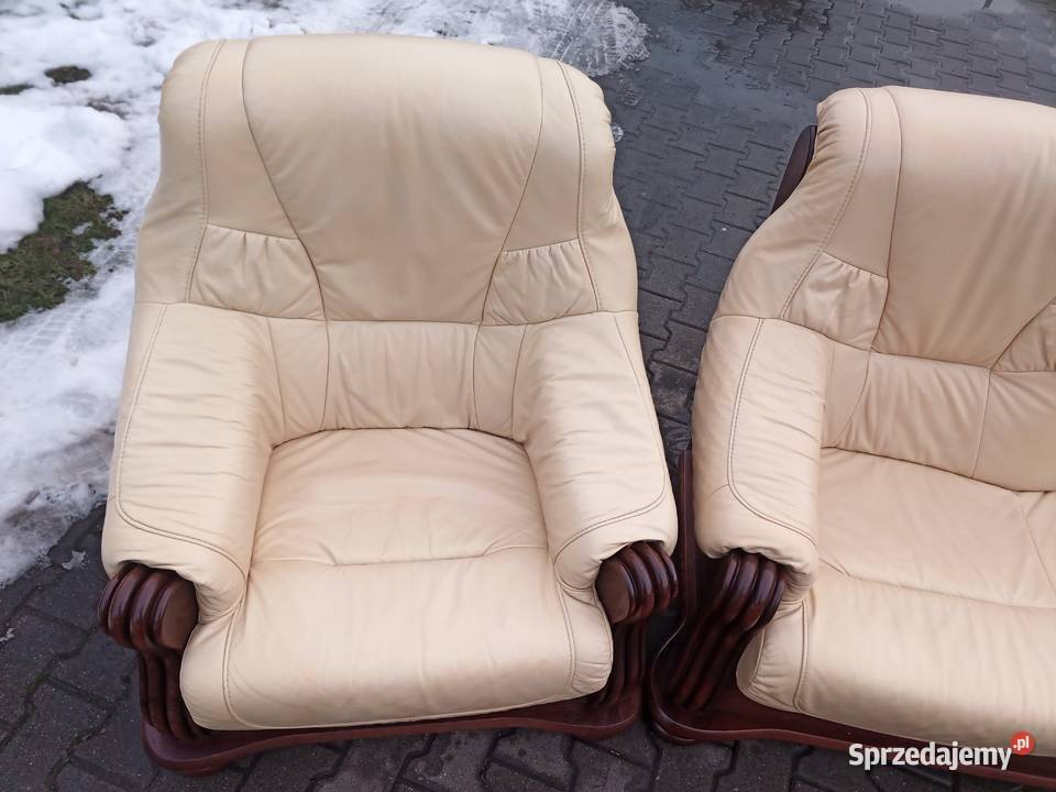 Komplet Rozkładany CREAM 321 i 2X Pufa i Ława śląskie Kozy